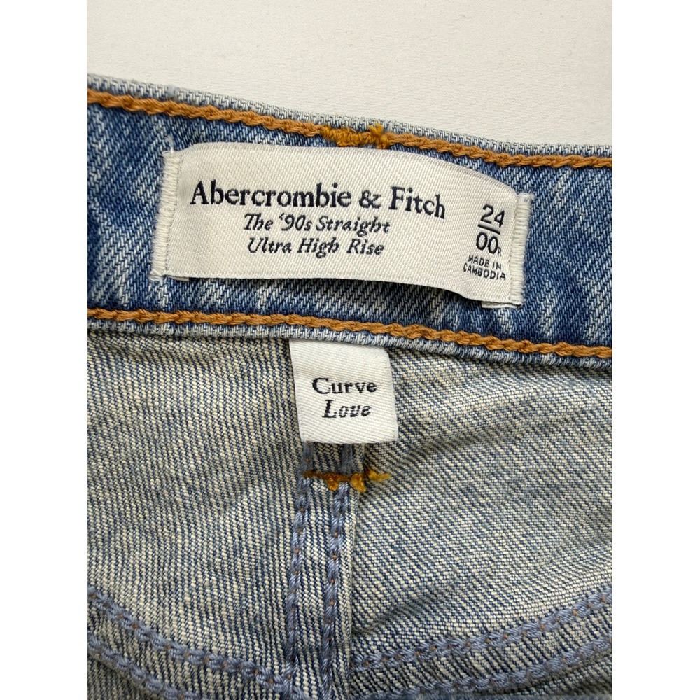 Abercrombie & Fitch Curve Love The 90s Straight Ultra High Rise Jeans 24 00R NEW